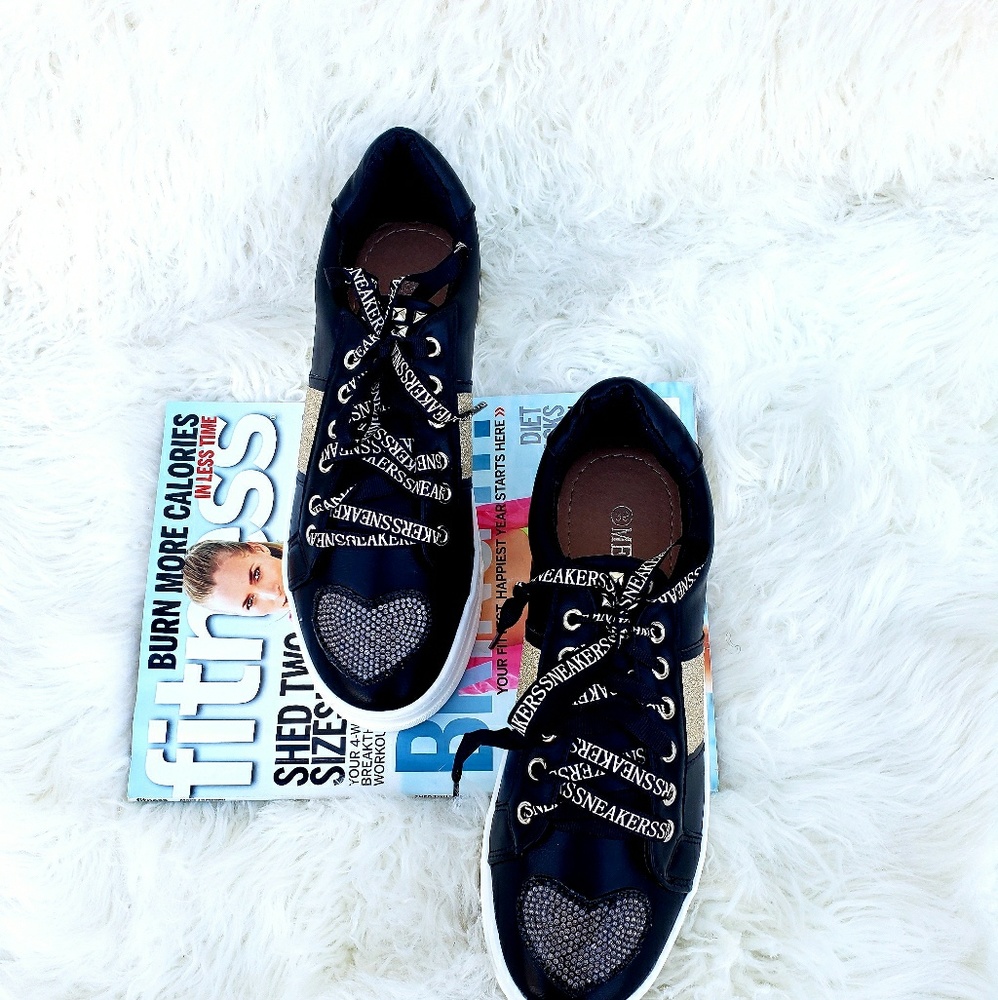 Studded Heart Lace up Fashion Sneakers